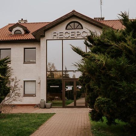 Hotel Garden Oleśnica Eksteriør bilde
