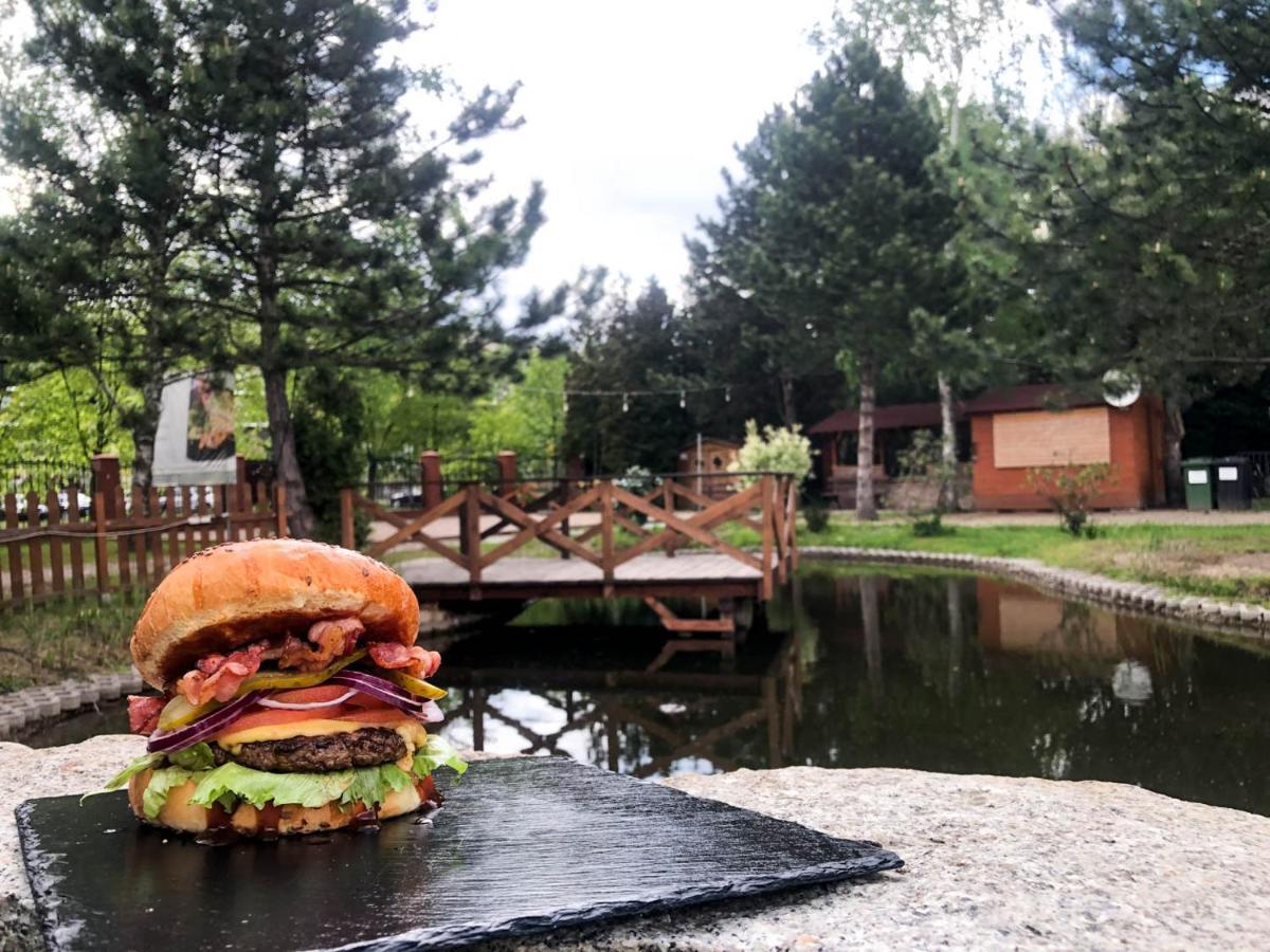 Hotel Garden Oleśnica Eksteriør bilde